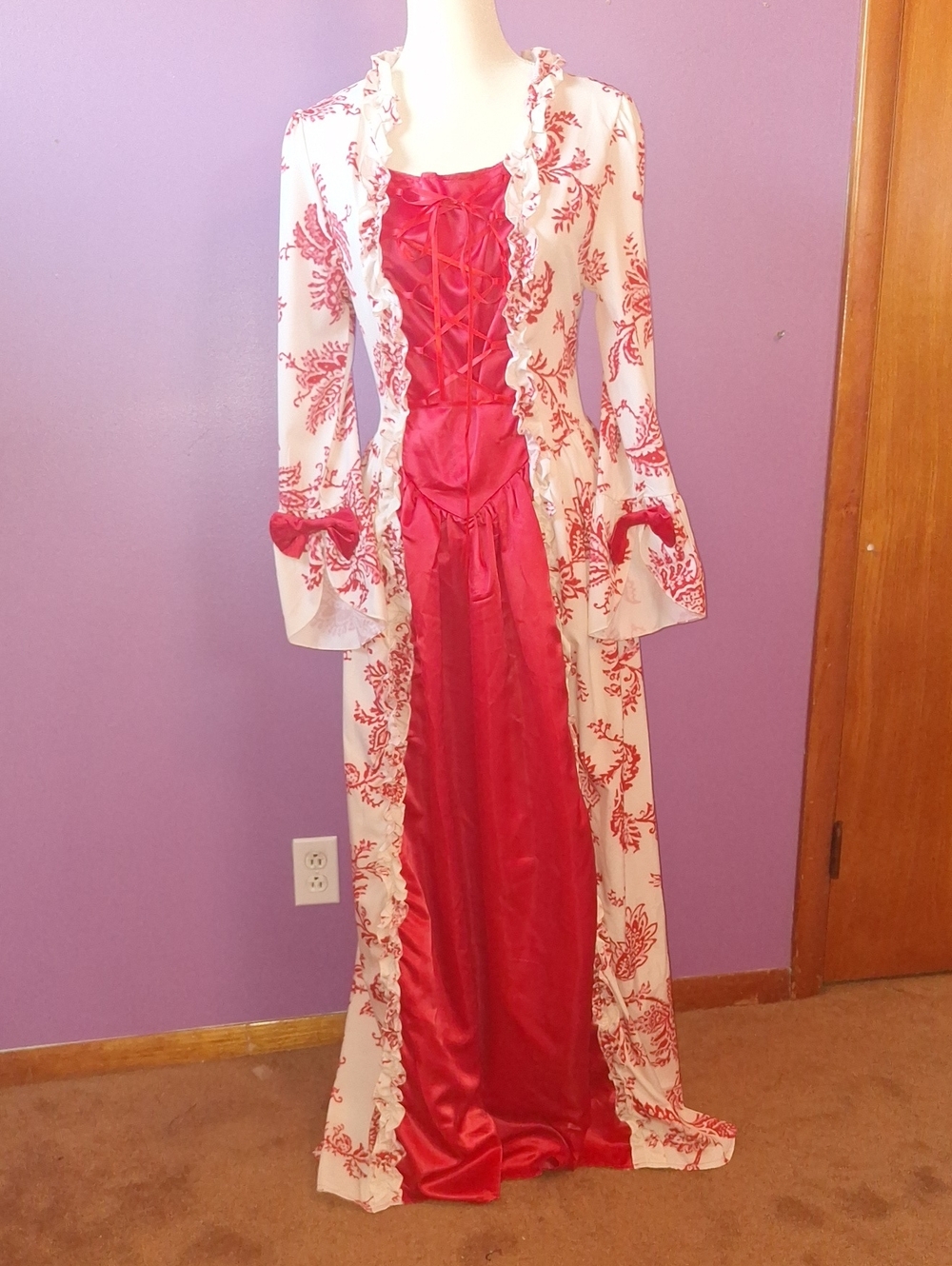 Renaissance Fair/Festival Corset Red And Cream Dress Women's Size Large